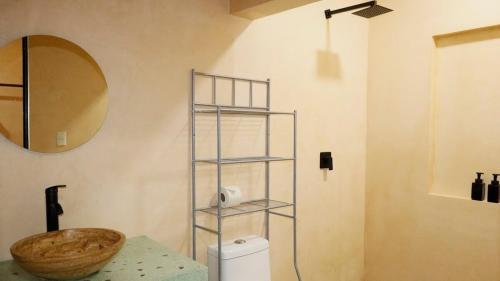 Ένα μπάνιο στο Casa Eve room 4