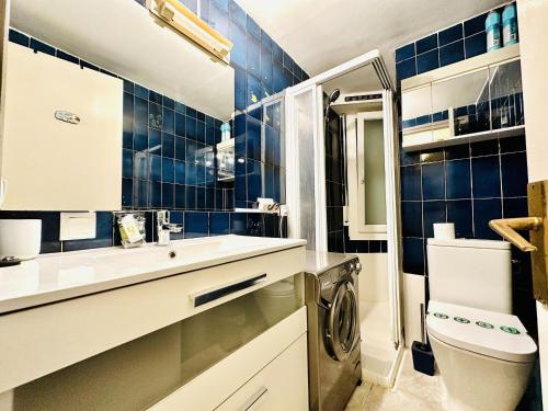 Nancy. Apartamento en Roses vistas al canal y zona tranquila