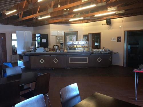 Lounge atau bar di Emolahti Camping