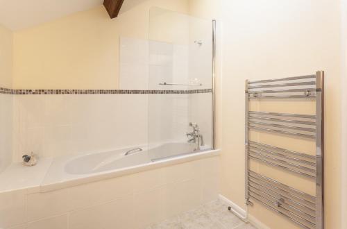 Vannituba majutusasutuses Red Deer Cottage - Wheddon Cross