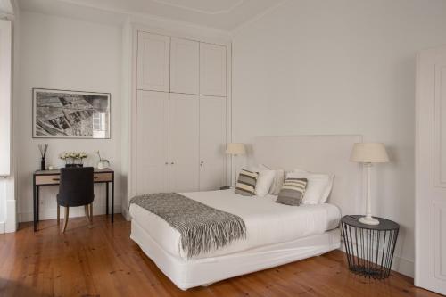 Chic 1-Bedroom in Cais do Sodré - Modern and Central