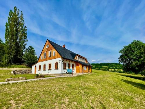Villa in Krkono e near Ski Resorts