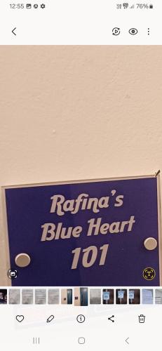 Certificato, attestato, insegna o altro documento esposto da Rafina's Blue Heart!Walking access to the PORT!!!Unique style!!Superior Quality!!!