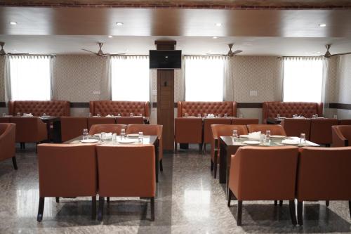 Vista Suites, Bangaloreにあるレストランまたは飲食店