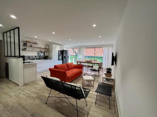 Appartement entièrement rénové dans le centre de Saint Tropez