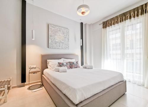 Stylish apartment next to metro and Acropolis
