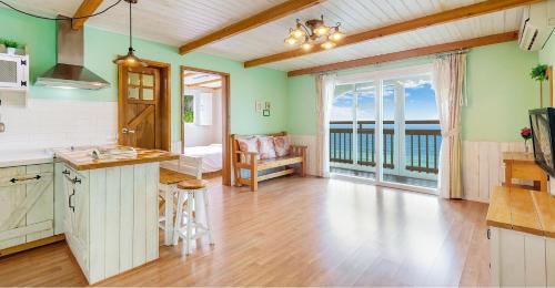 Φωτογραφία από το άλμπουμ του Ganghwa hana & alice spa pension σε Incheon