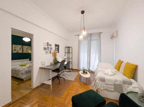 Spacious apt for 5 guests next to Acropolis&metro
