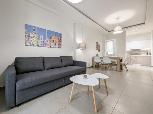 Modern&Stylish 1BD apt next metro and Acropolis