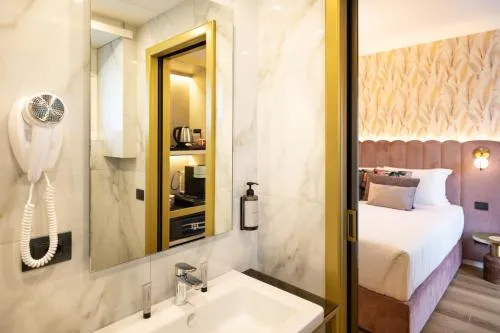 Mavi Luxury Suites photo 67