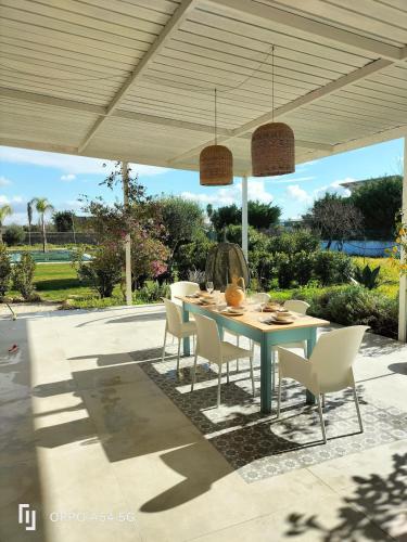 Κήπος έξω από το Depandance vista piscina - "La Casetta"