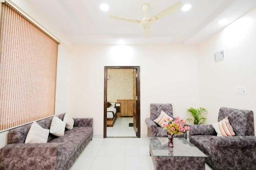 Χώρος καθιστικού στο Hotel Olive Greens Near Jaipur International Airport