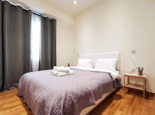 Modern&Sunny, 1BD, next to metro