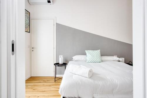 Easylife - Milano - Pola6 - Isola