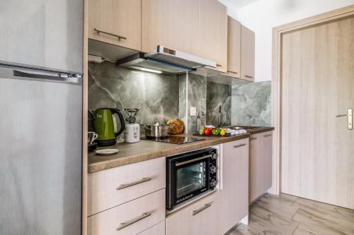 Gallery image of Oceanida Penelope Lyxury Suite in Nikiana