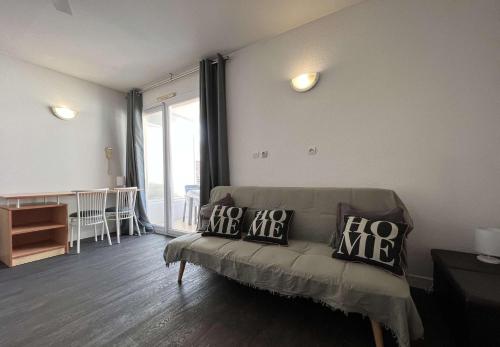 Ένα ή περισσότερα κρεβάτια σε δωμάτιο στο Appt 3 pièces LA ROCHELLE - LR030-C223