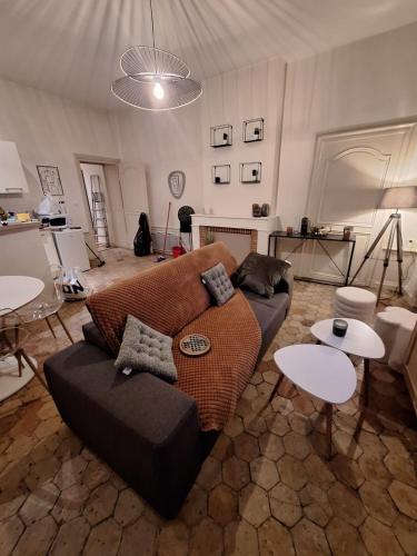 Le Clémenceau face à la Charente 2 chambres