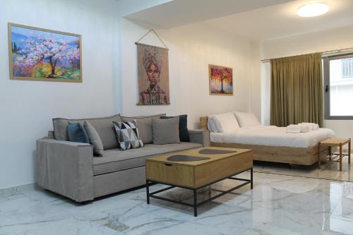 Syntagma Luxury Suites by CK-2