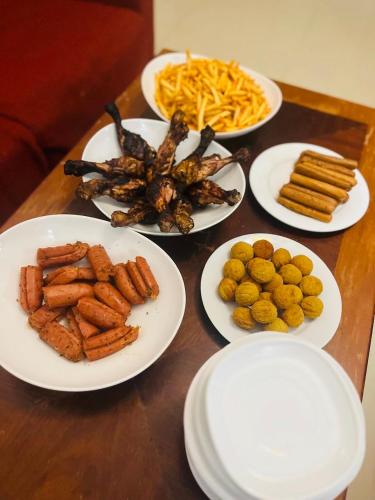 Makanan di atau berdekatan penginapan & sarapan