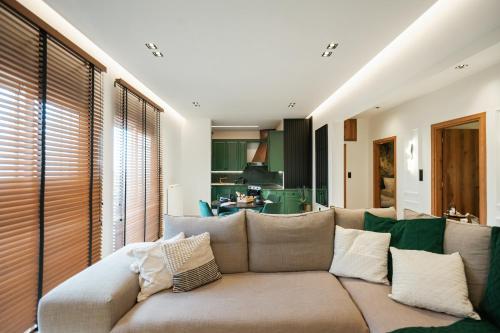 SeaGreen Luxury Apartment