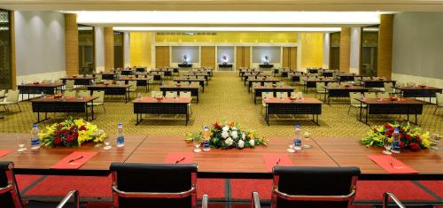 Der Geschäftsbereich oder Konferenzraum in der Unterkunft Daspalla Hyderabad