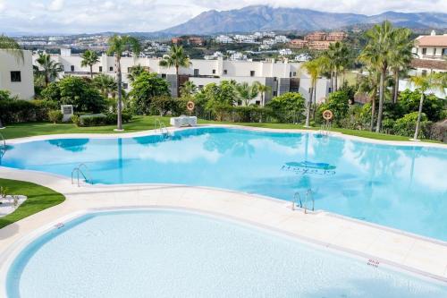 Elegant Getaway near Villa Padierna Marbella Lux