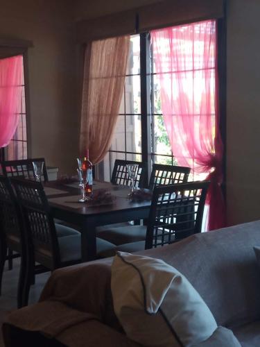 Ruang duduk di Melodia Home