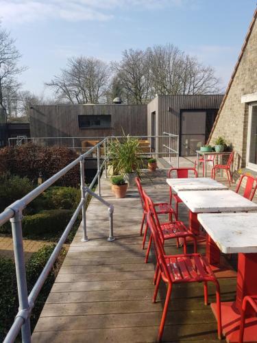 フーフェルラントにあるAppartement met terras 2 - 8 gasten Heuvelland Rodebergのギャラリーの写真