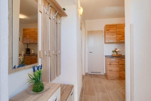 Bezauberndes Apartment mit beheiztem Privatpool, Grill, Babybett, Grill, WiFi