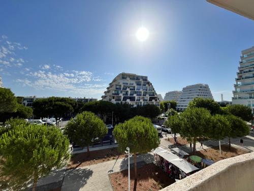 La Grande Motte - centre ville - 2 min de la plage