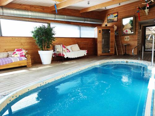 Photo de la galerie de l'établissement La Maison de Fabrèges-SPA et Sauna-15 pers, à Chirac