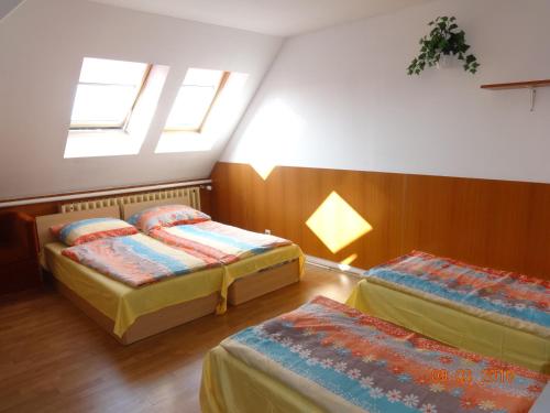 Postel nebo postele na pokoji v ubytování Botax Motel