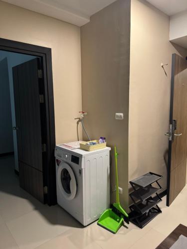 Fotografie z fotogalerie ubytování Maikhao Beach Condominium v destinaci Ban Bo Sai Klang