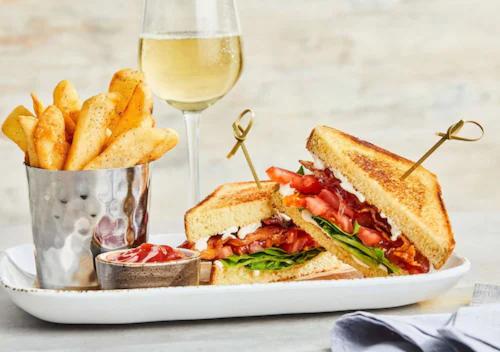 Đồ ăn tại/gần khách sạn