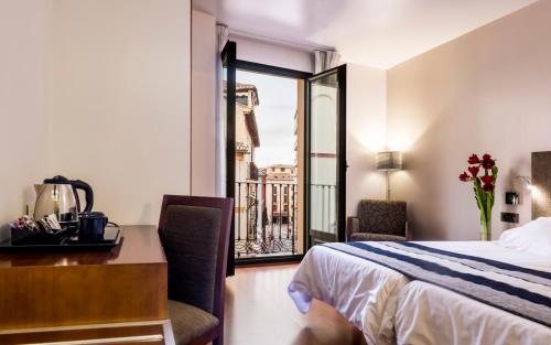 Monjas del Carmen Hotel