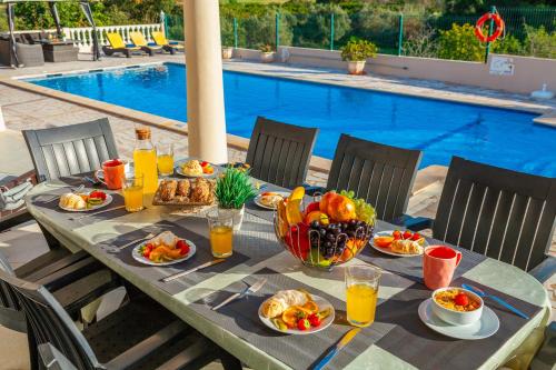 Villa Paloma - tranquilidade com piscina aquecível e BBQ - Albufeira