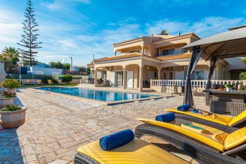 Villa Paloma - tranquilidade com piscina aquecível e BBQ - Albufeira