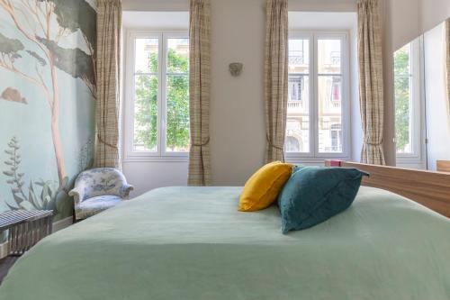 Carré d'Or, superbe apartment sur jardin, élégant et ensoleillé