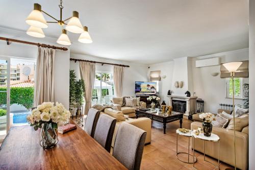 Rosal 27 by Algarve Villa Holidays