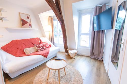 Photo de la galerie de l'établissement Le Terracotta - Somptueux T2 à 2 pas du centre, à Évreux