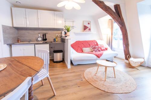 Photo de la galerie de l'établissement Le Terracotta - Somptueux T2 à 2 pas du centre, à Évreux