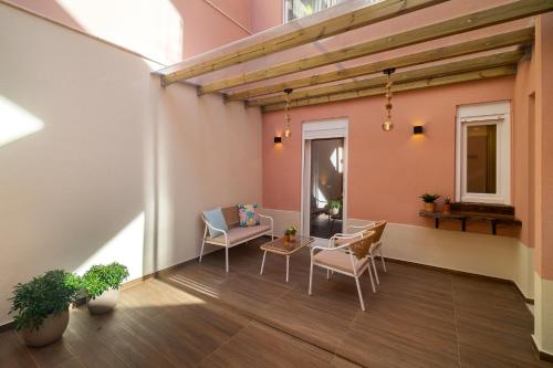 WHome Hideaway Family Apartment