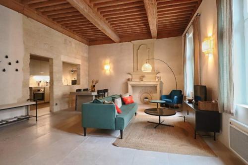 Appartement de Caractère avec Cachet Unique à Uzès