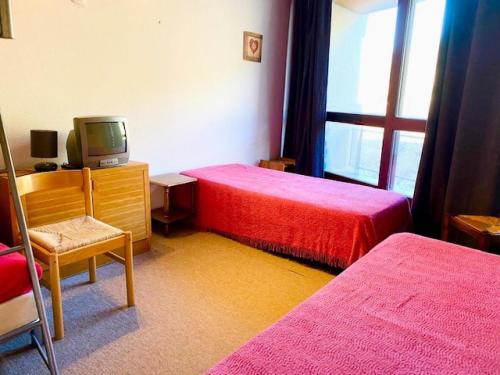 Posteľ alebo postele v izbe v ubytovaní Résidence Les Aloubiers - TROIS PIECES PIED DES PISTES VILLARD DE LANS MAE-3434