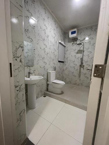 Mynd úr myndasafni af Gladion Apartments í Dushekoro