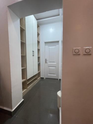 Foto dalla galleria di Gladion Apartments a Dushekoro