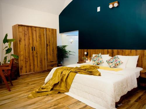 Кровать или кровати в номере ROBA- BeachCafe & LuxuryStay