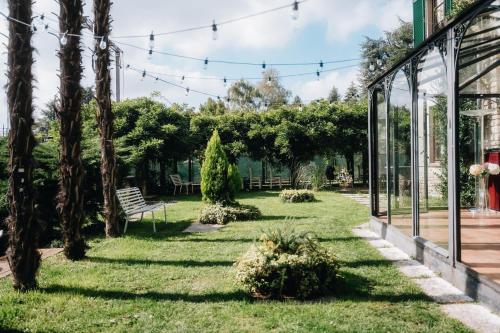 Κήπος έξω από το Wonderful Villa Between Como And Milano