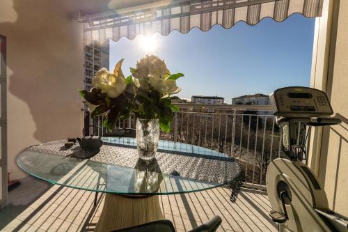 New Apartment with 4 bedrooms