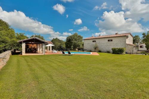 Family friendly house with a swimming pool Sveti Kirin, Central Istria - Sredisnja Istra - 23761